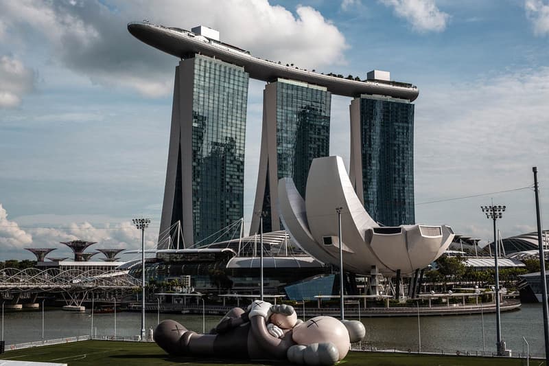 'KAWS:HOLIDAY' Singapore hypebeast recap singapore art companion arr allrightsreserved art installations pop-ups travel 