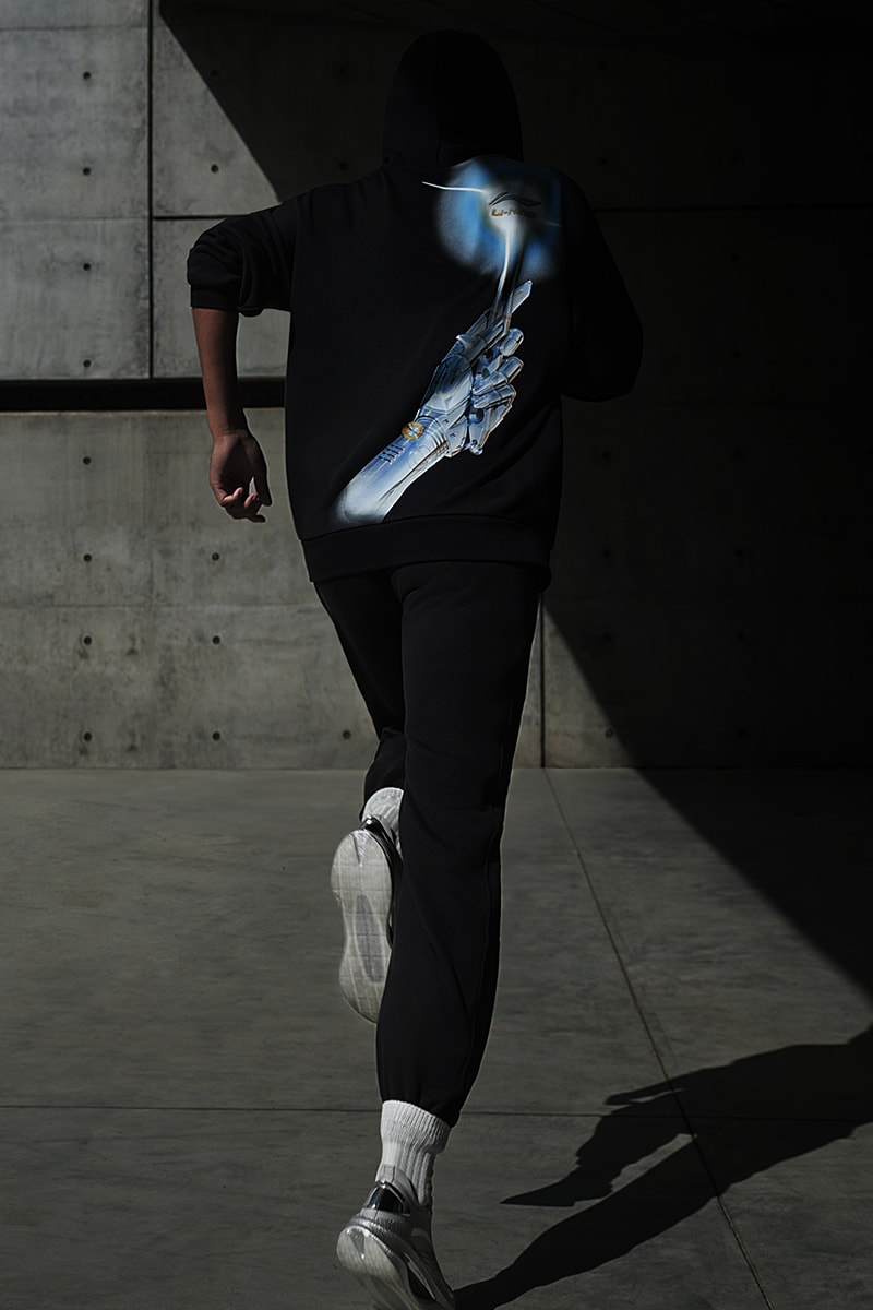 Li-Ning hajime sorayama official collaboration japanese artist let sports light your passion torch symbol tees skateboards basketball running shoe white shadow japan china release