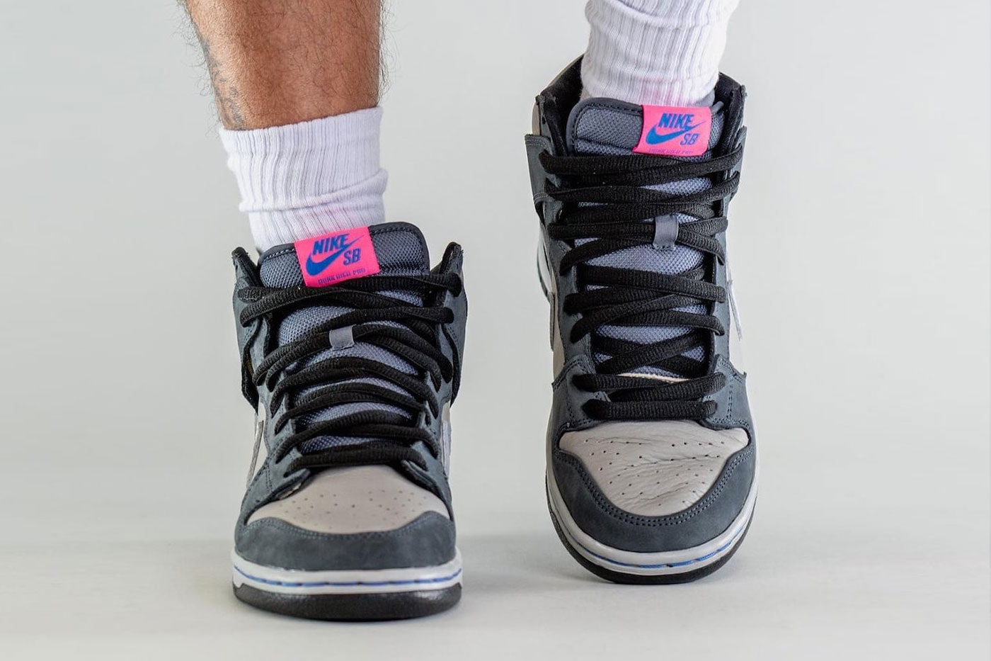 Nike SB Dunk High “Medium Gray” Official Look Footwear sneaker Swoosh leather mesh light gray medium gray white neon pink dj9800-001