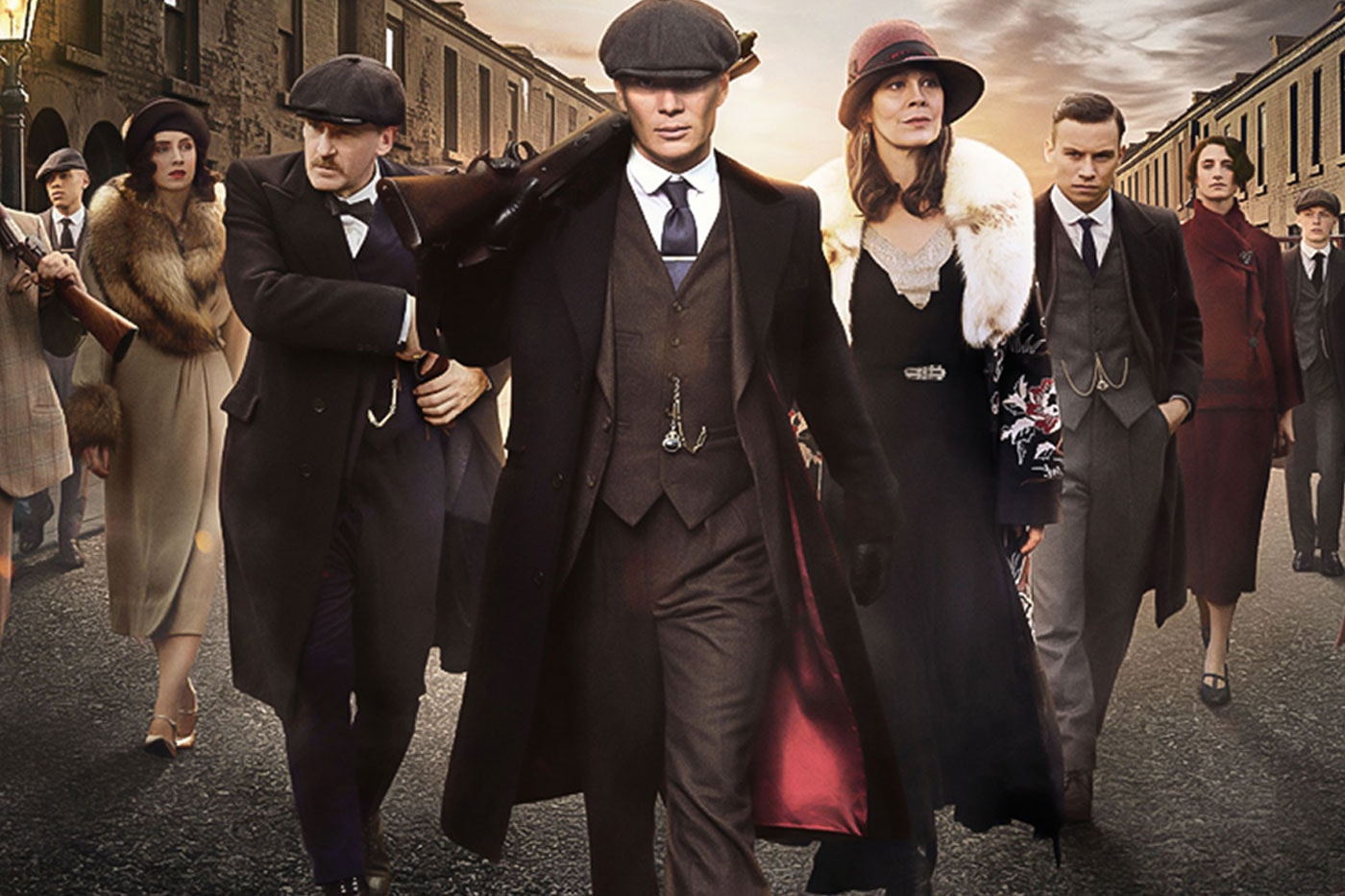 'Peaky Blinders' Director Teases Upcoming Final Season Might Be Coming Sooner Than Expected Update anthony byrne cilian murphy