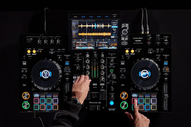 格安新品PIONEER DJ CDJ(All-In-One System) XDJ-RX2 (DeckSaver付) DJコントローラー
