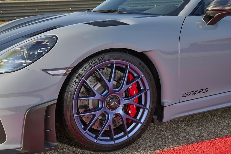 Porsche 2022 718 Cayman GT4 RS news track Nürburgring Nordschleife track cars mid-engine 