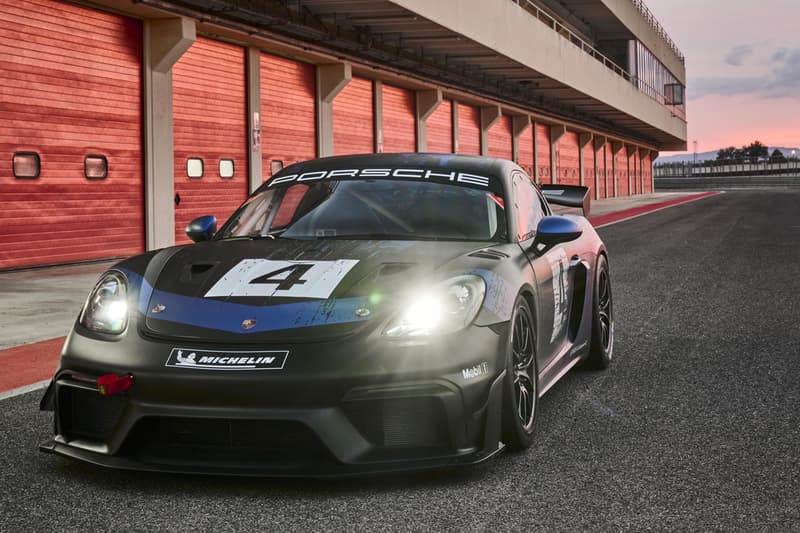 Porsche 718 Cayman GT4 RS Clubsport Mid Engined Race Car Los Angeles Auto Show 911 GT3 Cup Released Official First Look