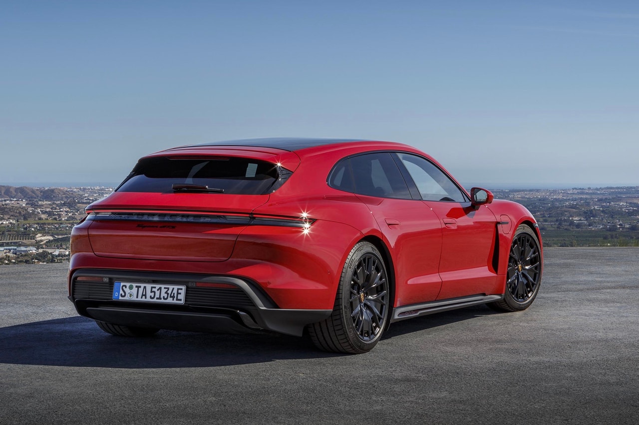 Porsche Taycan GTS Sport Turismo Cross Turismo Electric Cars EV 4S Turbo First Look Release Information