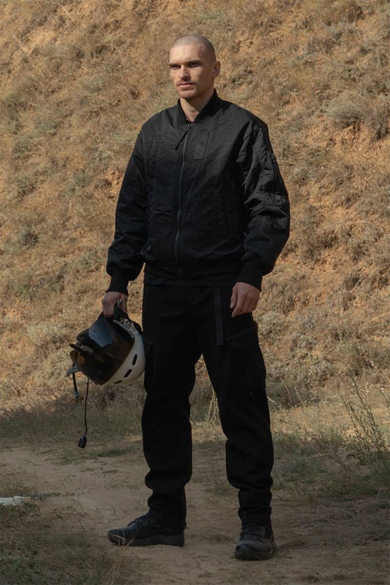 RIOTDIVISION fw22 second horizon collection release info date store list buying guide photos price down jacket fractal parka bomber hoodie carabiner pants leggings camera strap 