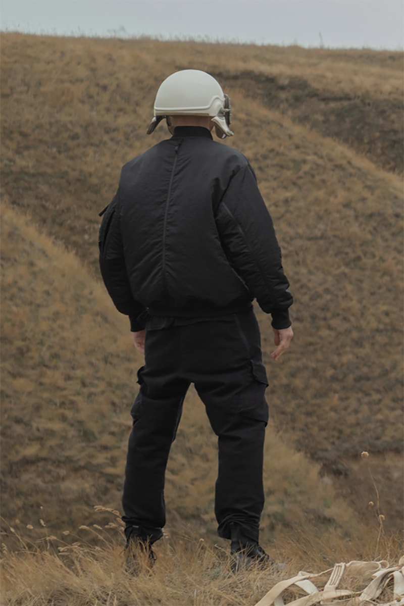 RIOTDIVISION fw22 second horizon collection release info date store list buying guide photos price down jacket fractal parka bomber hoodie carabiner pants leggings camera strap 