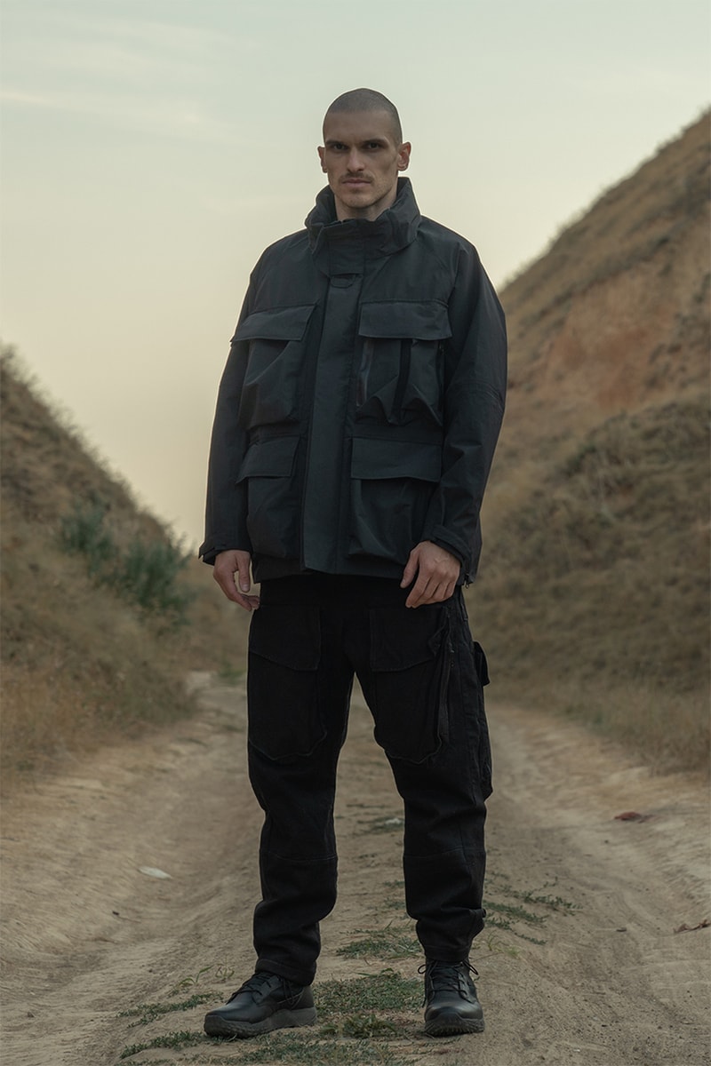 RIOTDIVISION fw22 second horizon collection release info date store list buying guide photos price down jacket fractal parka bomber hoodie carabiner pants leggings camera strap 
