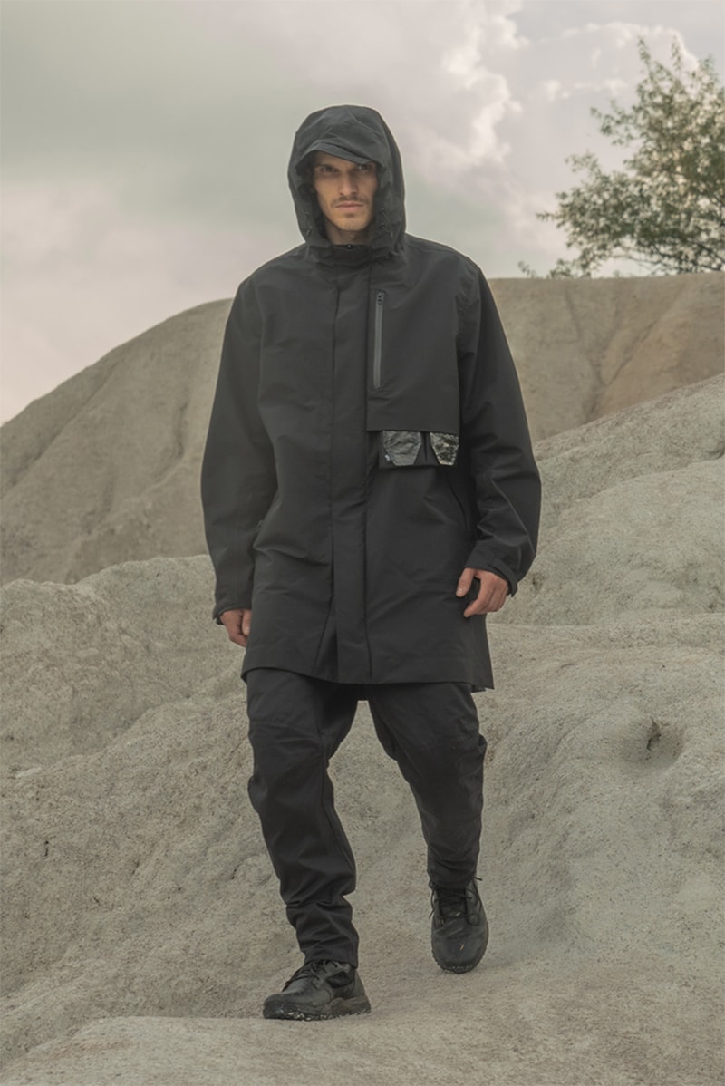 RIOTDIVISION fw22 second horizon collection release info date store list buying guide photos price down jacket fractal parka bomber hoodie carabiner pants leggings camera strap 
