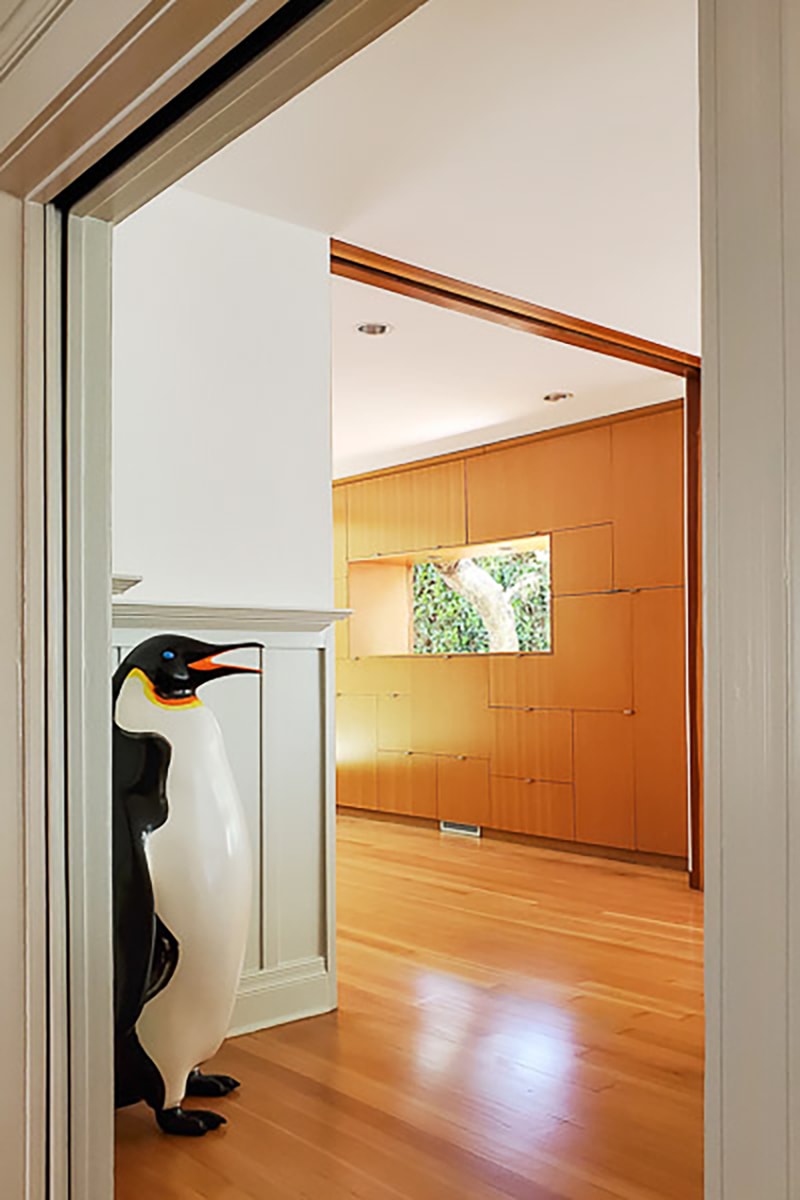 Santa Monica Home of The Late Artist John Baldessari Hits the Market for $3.9 million USD.