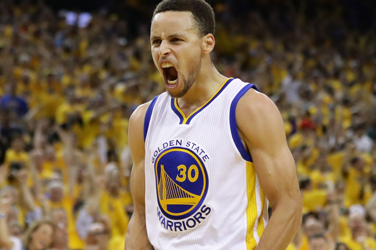 Stephen Curry Passes Ray Allen for Most Career Three-Pointers in NBA History