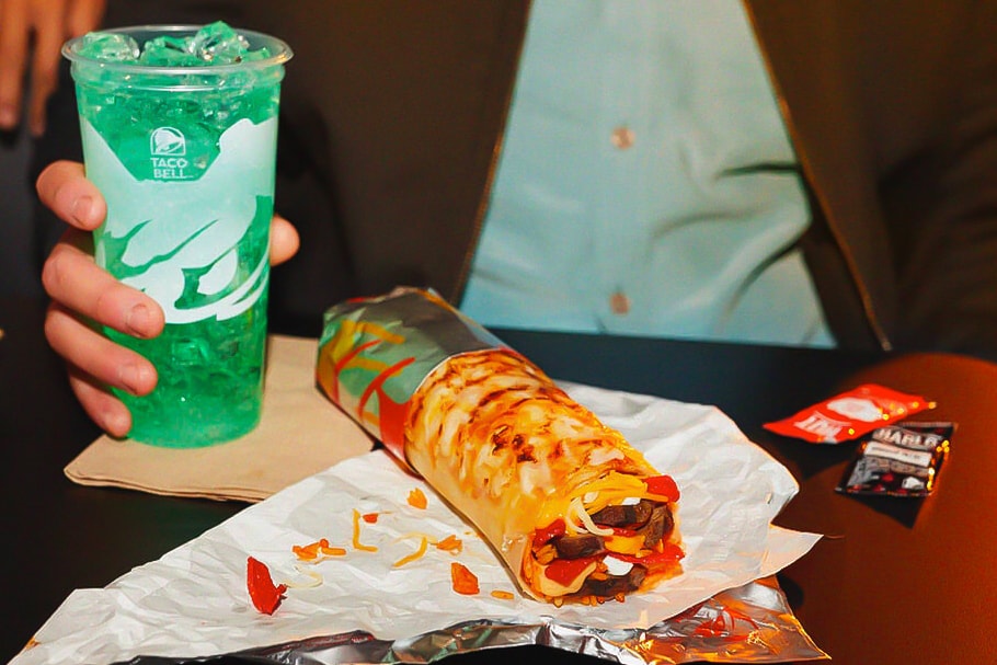Taco Bell New Double Steak Grilled Cheese Burrito 2021 Release Taste Review