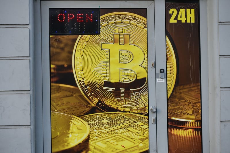 Elon Musk Sells $1 Billion USD in Shares and El Salvador Is Building a Bitcoin City in This Week’s Business and Crypto Roundup