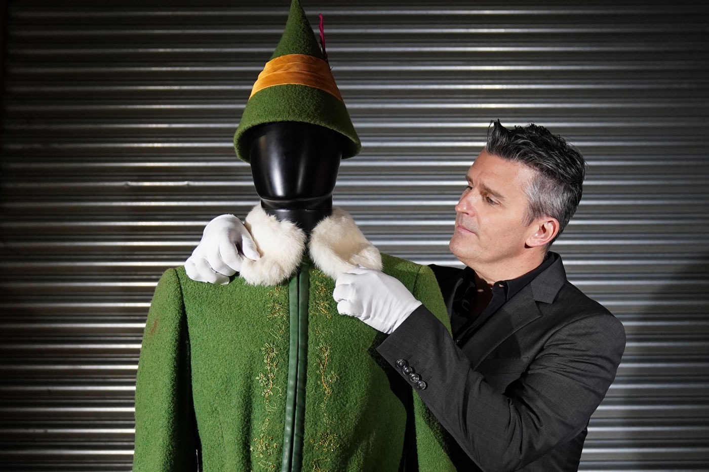 Will Ferrell's 'Elf' Costume Sold for Nearly $300,000 USD at Auction Prop Store hollywood christmass movie holiday film santa