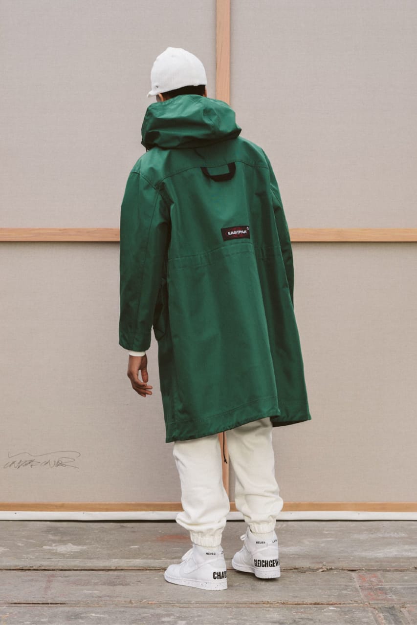 Mens Coats Undercover Coats Undercover Synthetic X Eastpak Technical Coat in Green for Men 