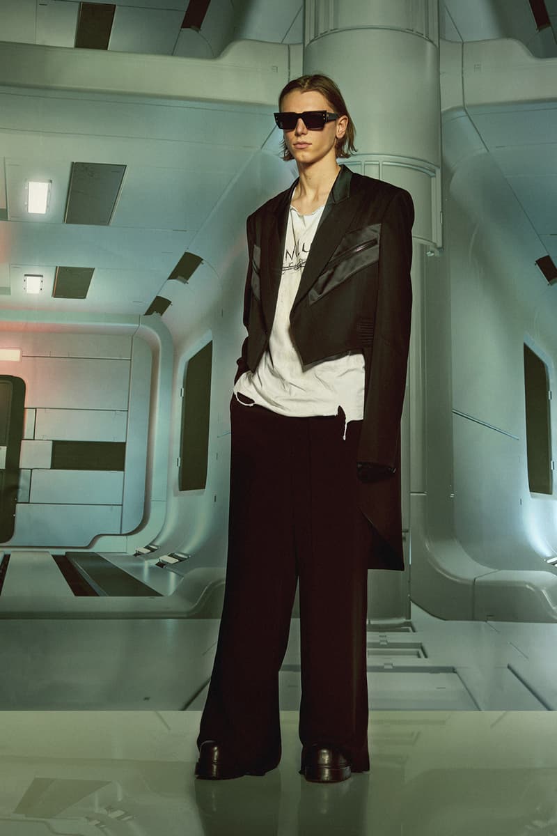 Balmain Pre-Fall 2022 Olivier Rousteing Menswear Kurt Cobain 90s Grunge Marie-Antoinette Couture Mens Fox Racing Riot