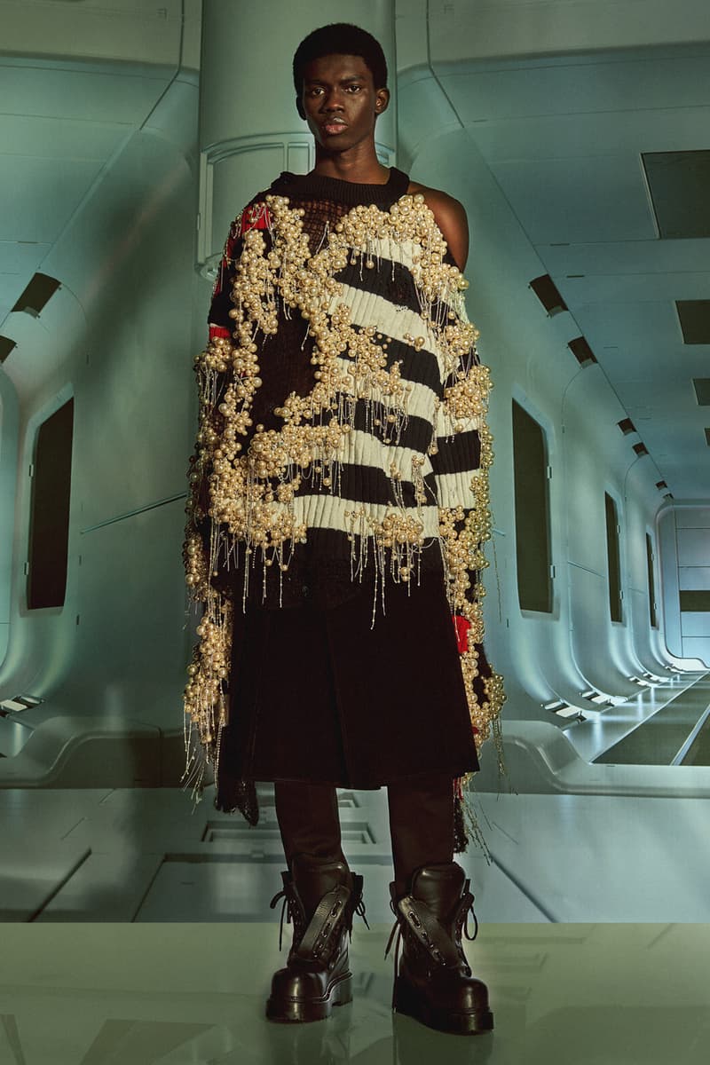 Balmain Pre-Fall 2022 Olivier Rousteing Menswear Kurt Cobain 90s Grunge Marie-Antoinette Couture Mens Fox Racing Riot