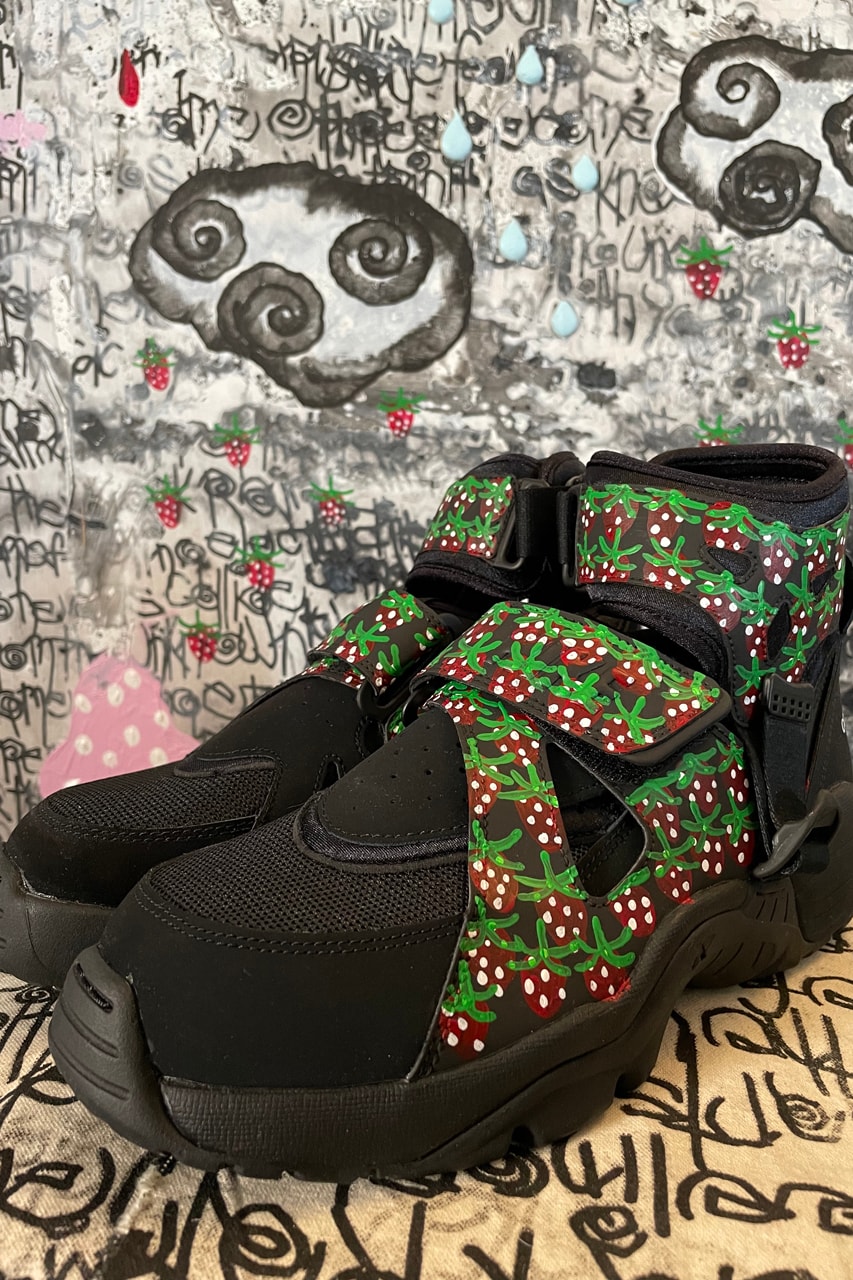 Brett Westfall for COMME des GARÇONS Collection Capsule Art Exhibition Artist "Signs of Life" Gallery Limited Edition Nike Air Carnivore Homme Plus