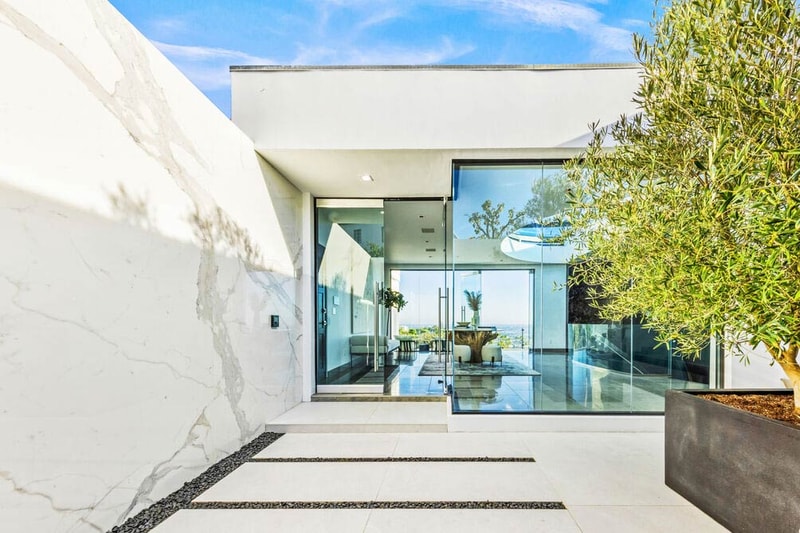 Compass 9374 Beverlycrest Drive 14.5 Million USD Los Angeles Sean Diddy Combs Home Listing luxury mansions homes houses 