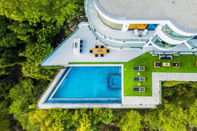 Compass 9374 Beverlycrest Drive 14.5 Million USD Los Angeles Sean Diddy Combs Home Listing luxury mansions homes houses 