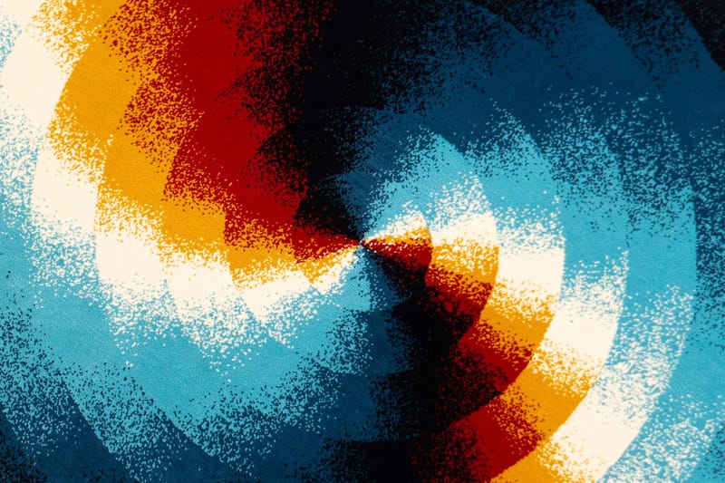 Felipe Pantone Releases 'CHROMADYNAMICA CIRCULAR RUG'