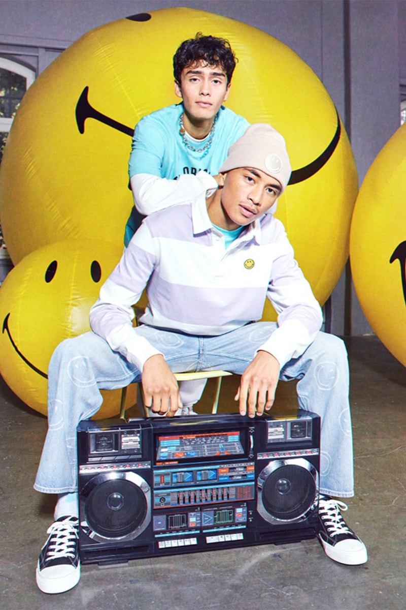 Smiley x H&M Collection Release Info fashion hoodie tees joggers denim beanie necklace white beige yellow purple turquoise 
