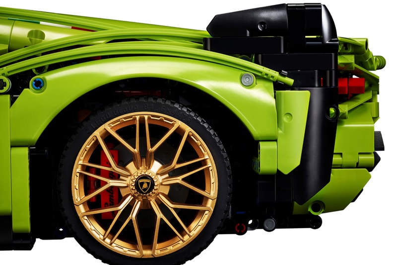 LEGO Lamborghibi Sián FKP 37 Toy Model Automobile