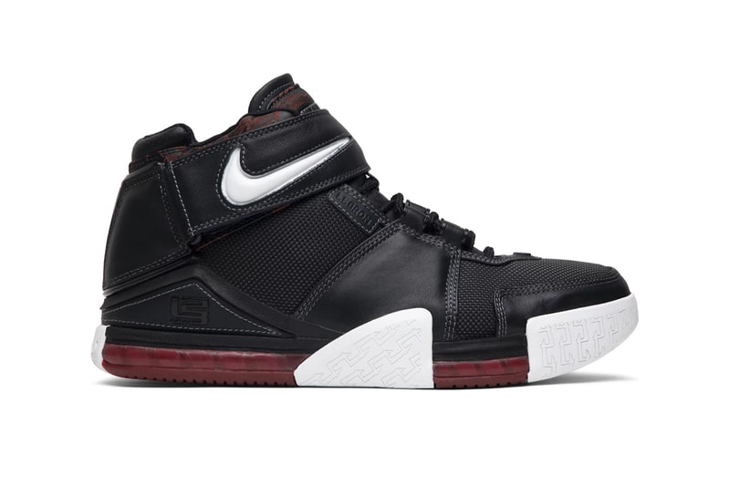 Nike LeBron 2 Set to Return in 2022 king james lebron james los angeles lakers nba basketball miami heat cleveland cavaliers footwear sneakers