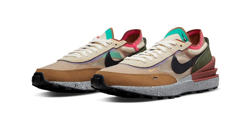 nike waffle multicolor