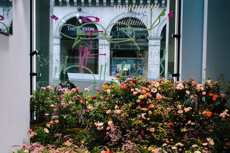 Off-White Stores Around the World Pay Tribute to Virgil Abloh