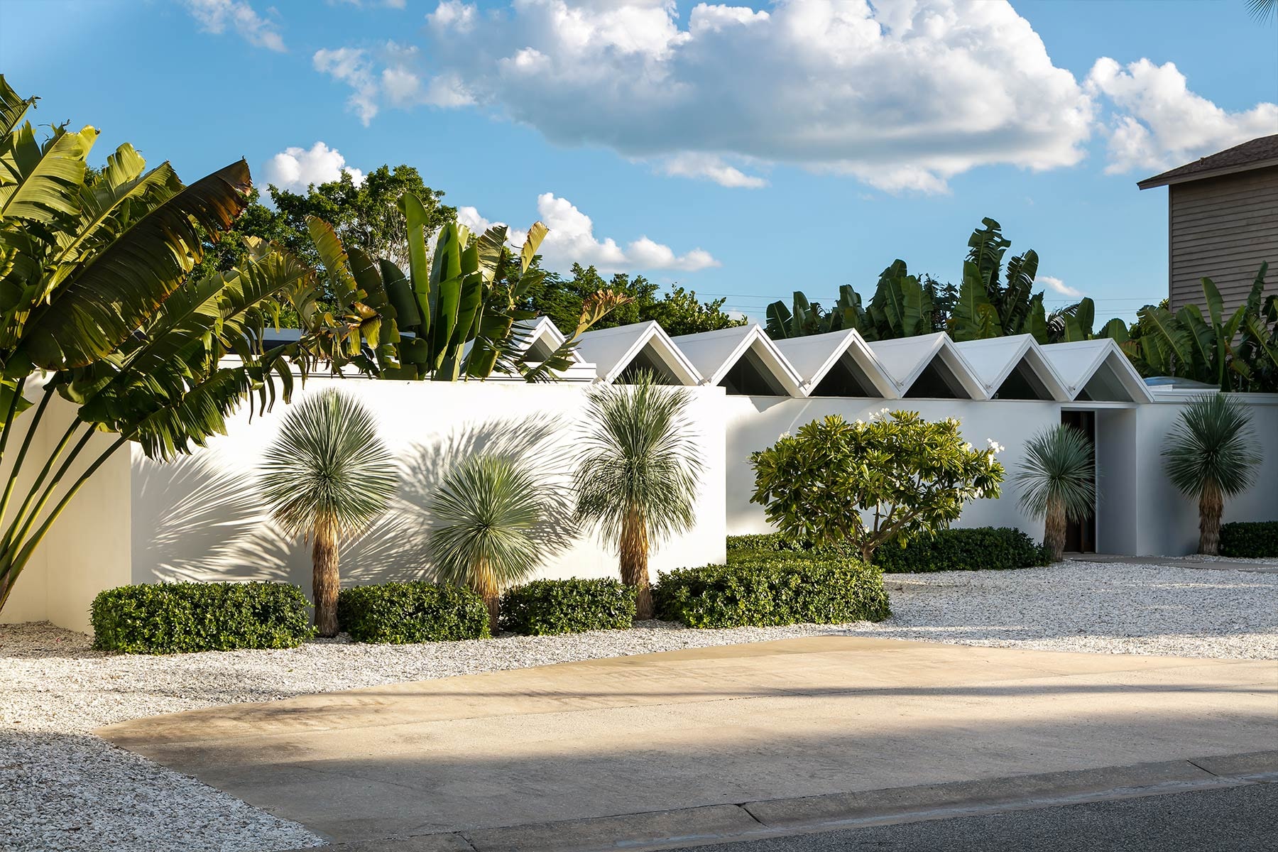 Zig Zag house Ralph Twitchell Sarasota, Florida $3M USD Sotheby’s Realty Listing Florida Umbrella House Paul Rudolph homes luxury 