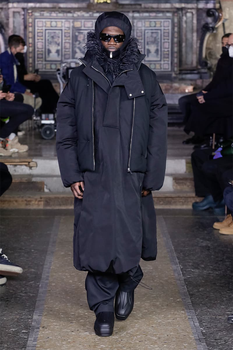 1017 ALYX 9SM Fall Winter 2022 FADE Collection Runway Matthew M Williams