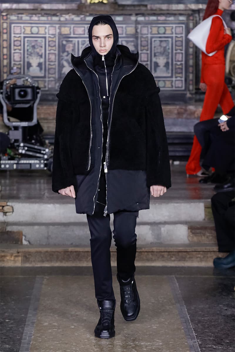 1017 ALYX 9SM Fall Winter 2022 FADE Collection Runway Matthew M Williams