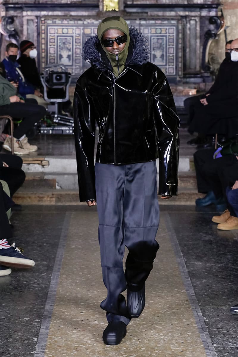 1017 ALYX 9SM Fall Winter 2022 FADE Collection Runway Matthew M Williams