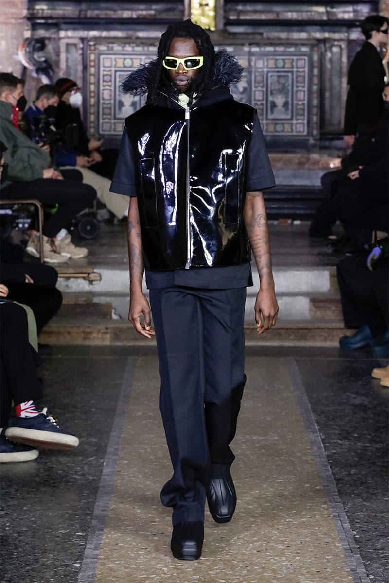 1017 ALYX 9SM Fall Winter 2022 FADE Collection Runway Matthew M Williams