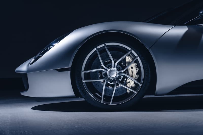 Gordon Murray Automotive Unveils $1.4 Million T.33 Supercar With V12 Engine Carbon Twelve Cylinder Aluminum 178kg 3.9-litre 11,100rpm Six-Speed Manual Gearbox Xtrac Inclined Axis Shear Mounting Brembo Carbon Ceramic Material T.50 