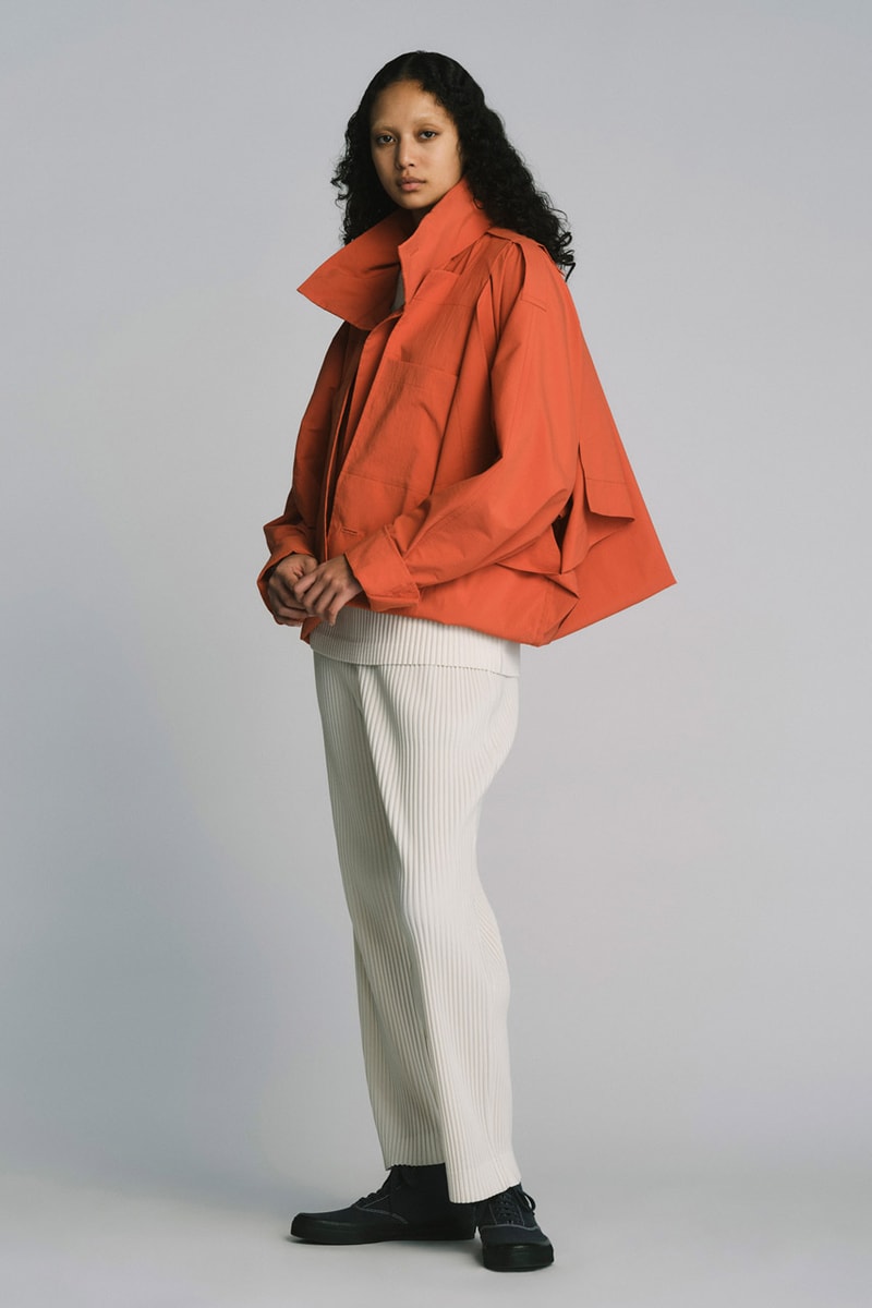 HOMME PLISSÉ ISSEY MIYAKE FW22 Elevates Sculptural Design Fashion