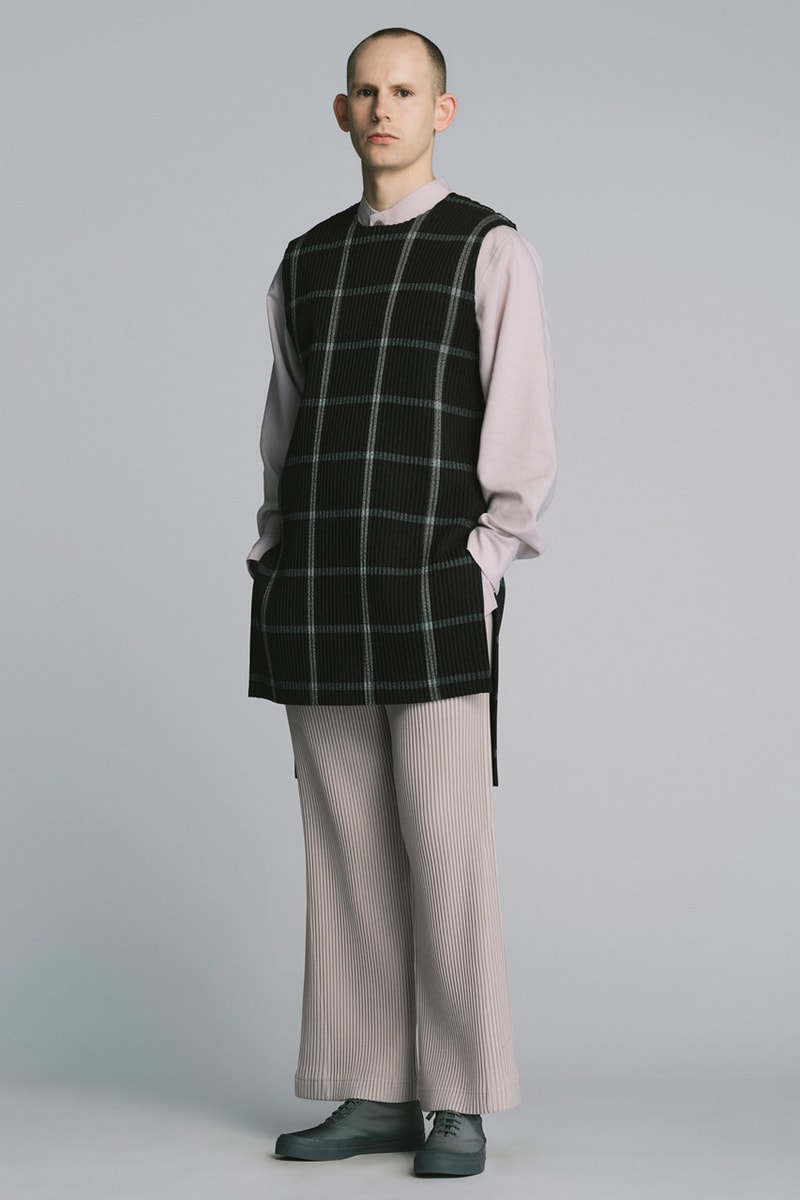 HOMME PLISSÉ ISSEY MIYAKE FW22 Elevates Sculptural Design Fashion