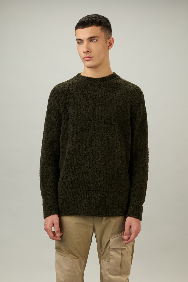 Ten C’s FW22 Collection Focuses on Hybridized Outerwear Fashion