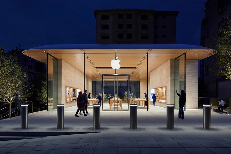 Apple Briefly Hit $3 Trillion USD Market Cap