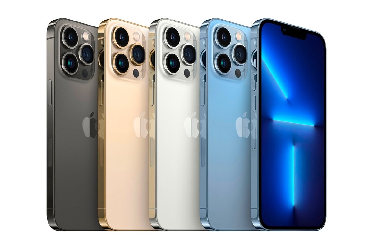 apple iphone 14 pro notch pill shaped cutout round hole face id front facing camera rumors leaks 