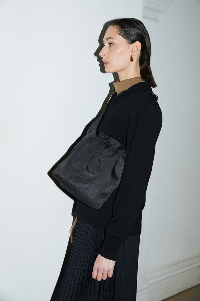 arcs london fall winter 2022 lookbook collection sustainable bags twill recycled polyester moss black cub