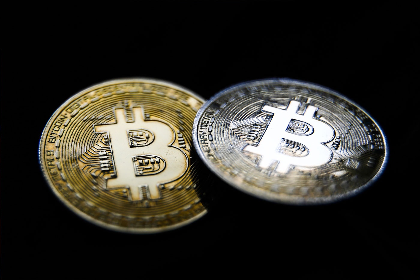 Bitcoin Stabilizes After Six-Day Drop, Holds Slightly Above $40K USD worst-ever starts to a year cryptocurrency crypto nft 