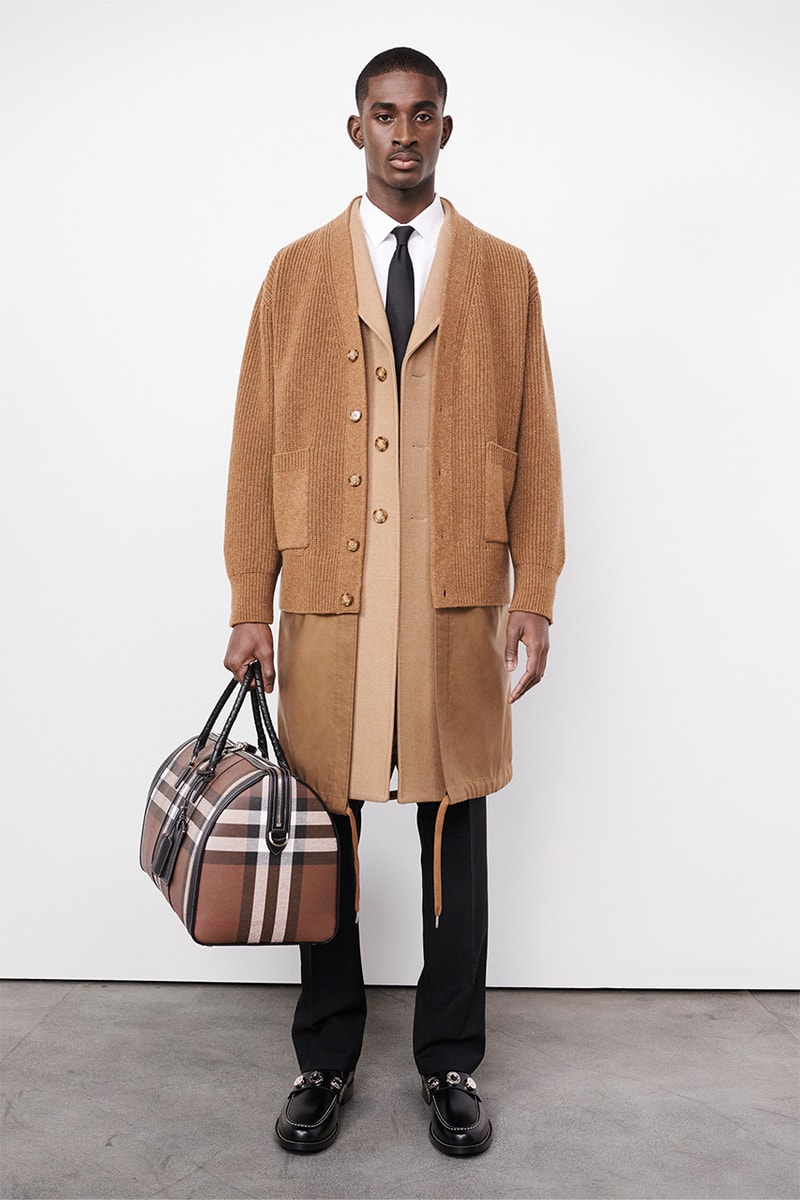Burberry Fall/Winter 2022 Pre-Collection lookbook information release Ricardo Tisci 