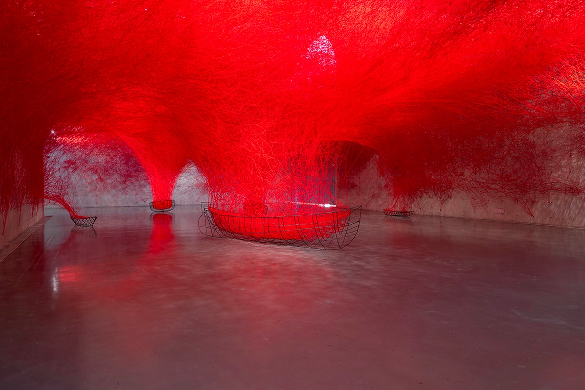 Shiota Chiharu Presents Her Largest Solo Exhibition in Shanghai Long Museum red thread emotions identity personal experience anxiety dreams silence journey of life soul osaka berlin immersive structures info