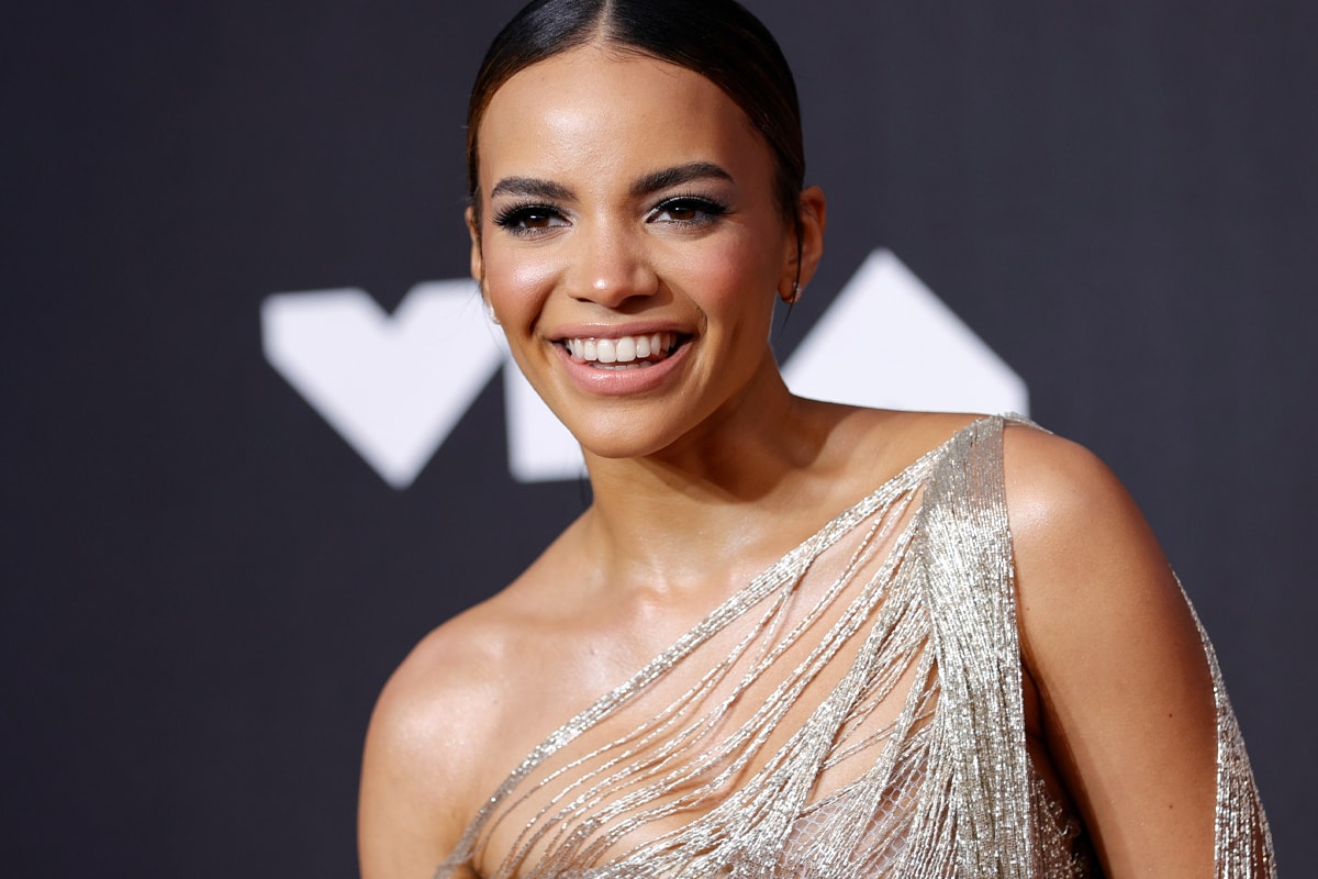 Leslie Grace Shares First Look of 'Batgirl' Suit From Her Upcoming DC Film dc comics batman babs tarr