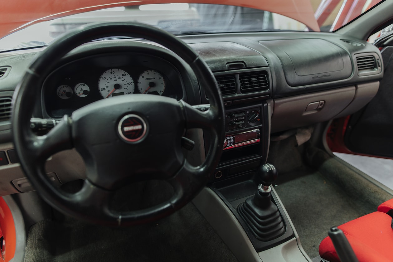 DRIVERS: Subaru Impreza 傳奇世代！專訪狂熱汽車愛好者 Emelia Hartford