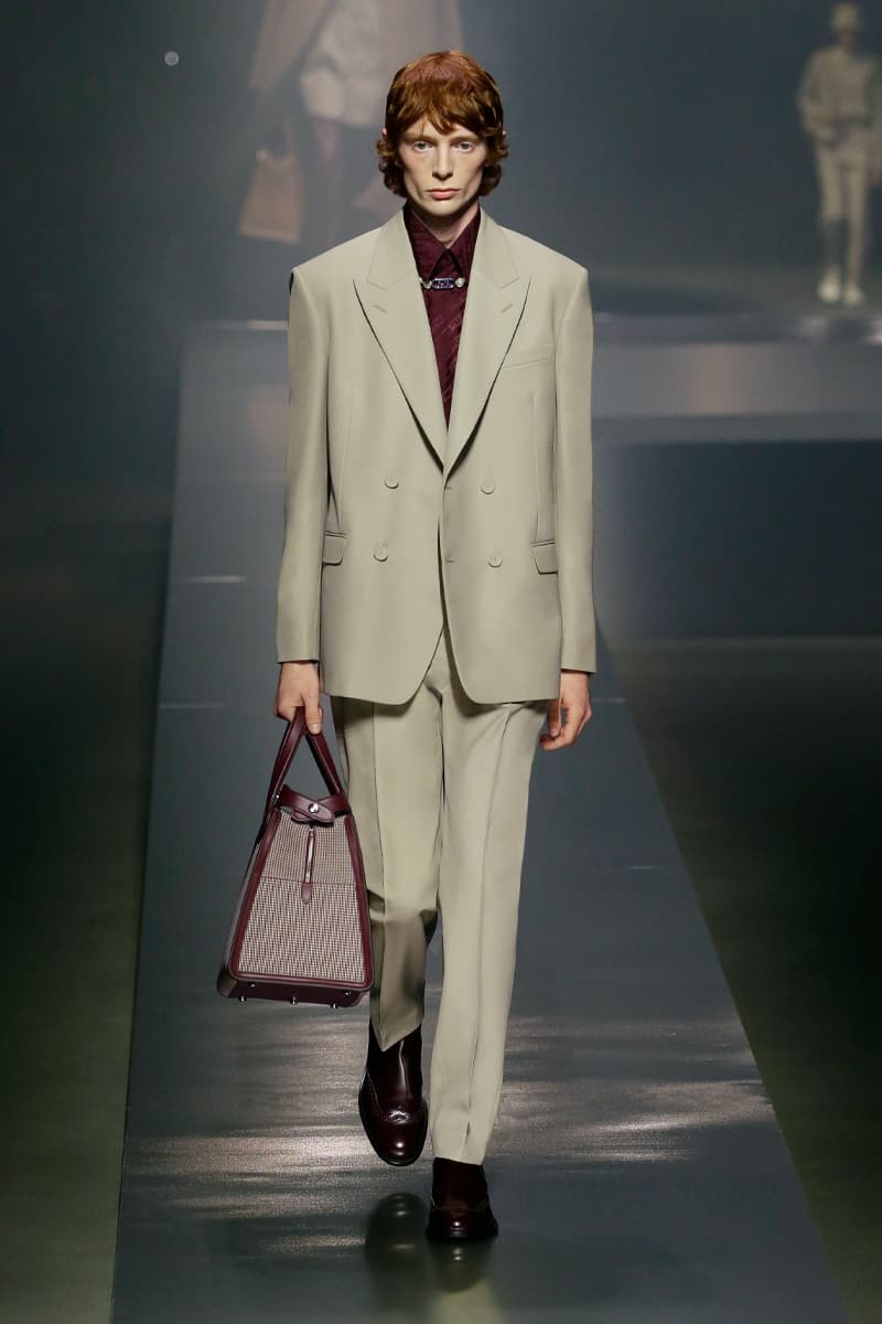 Fendi Redefines the Roaring Twenties in FW22 Collection fall/winter 2022 mens milano milan fashion week mfw silvia venturini fendi