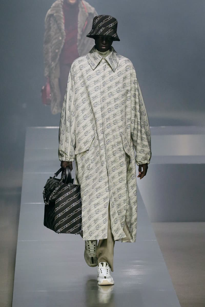 Fendi Redefines the Roaring Twenties in FW22 Collection fall/winter 2022 mens milano milan fashion week mfw silvia venturini fendi