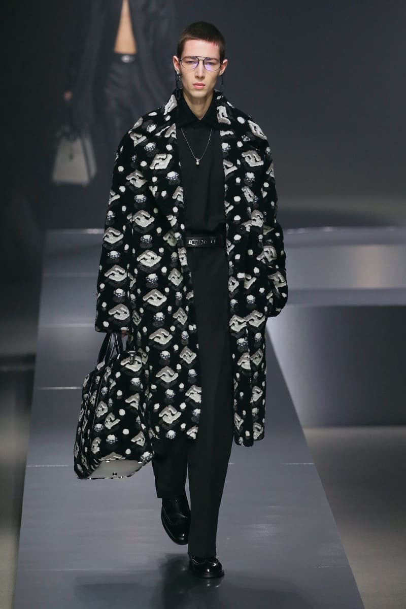 Fendi Redefines the Roaring Twenties in FW22 Collection fall/winter 2022 mens milano milan fashion week mfw silvia venturini fendi