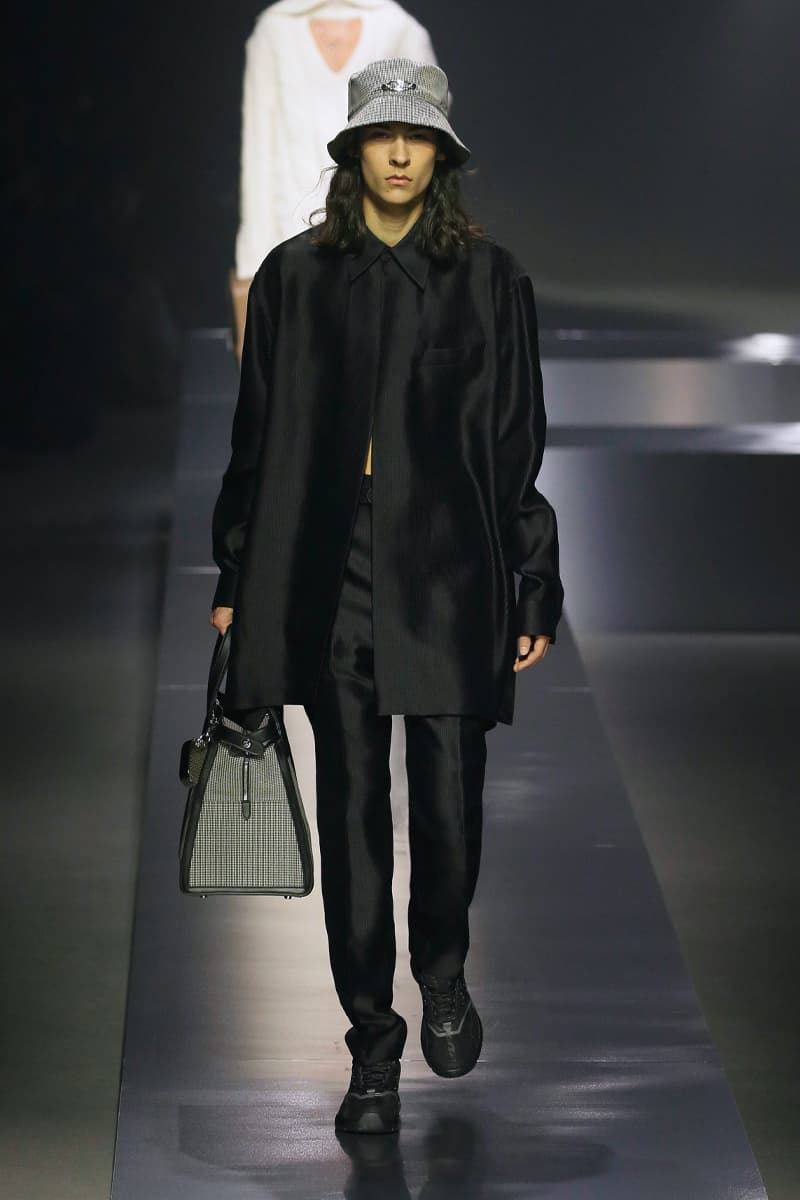 Fendi Redefines the Roaring Twenties in FW22 Collection fall/winter 2022 mens milano milan fashion week mfw silvia venturini fendi